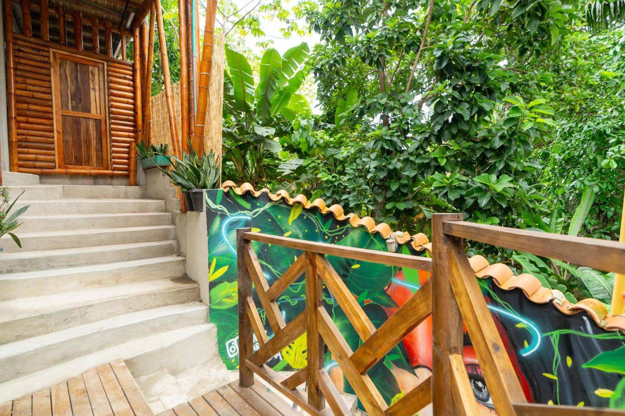 Tayrona Juanchos House Hostel Los Naranjos Exterior photo