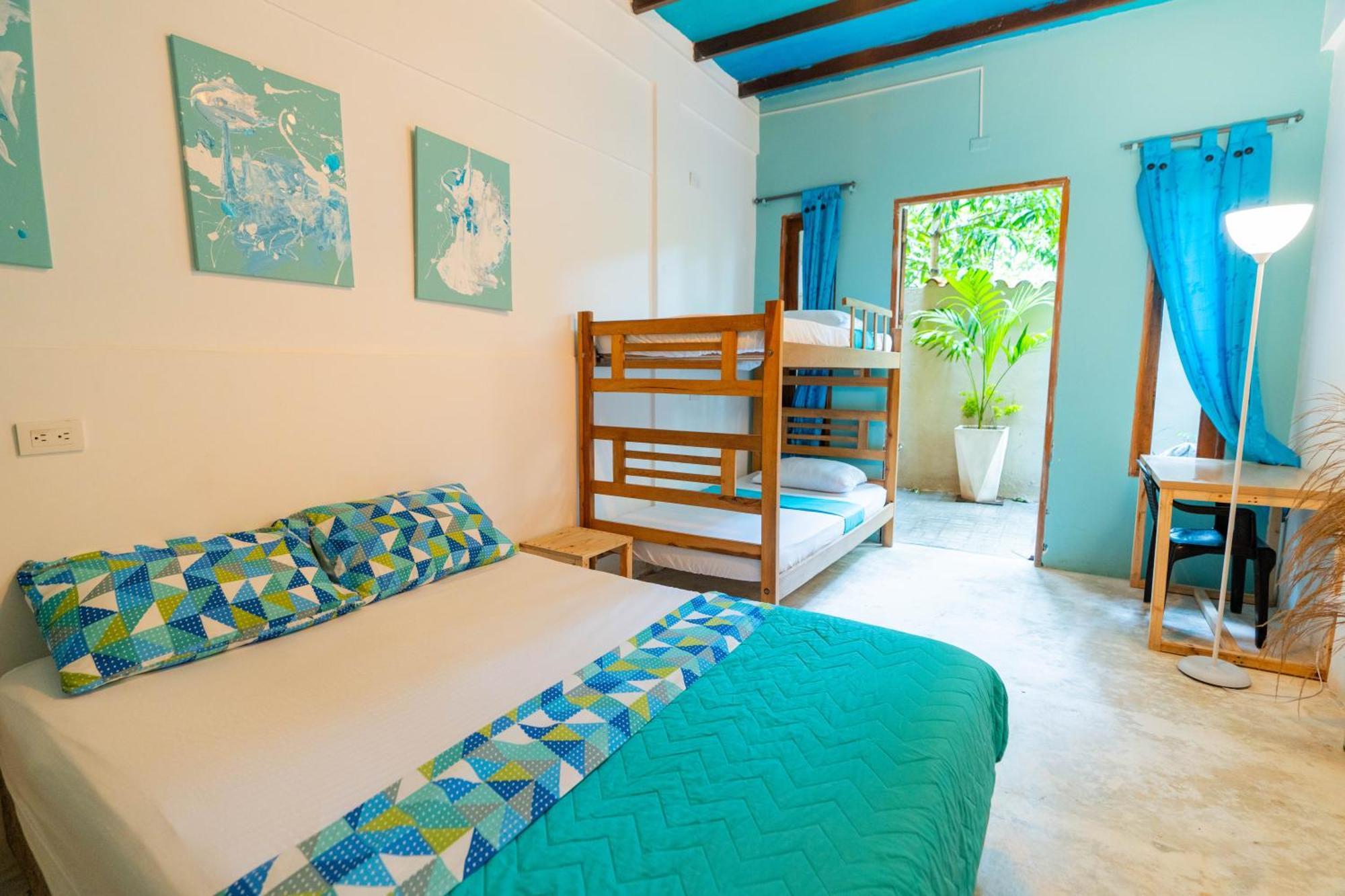 Tayrona Juanchos House Hostel Los Naranjos Exterior photo